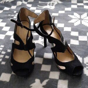 BCBG Fantina Black Suede Clear Cutouts 3.5 I ch Stiletto Heel Sandals Size 6.5